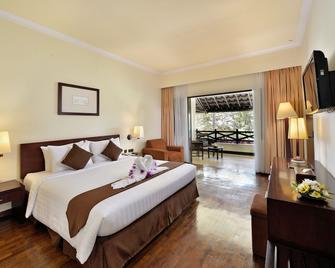 Grand Whiz Hotel Trawas - Trawas - Bedroom