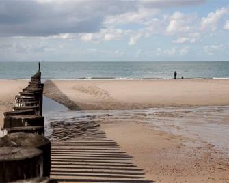 Hof Aan Zee - Dishoek - Pláž