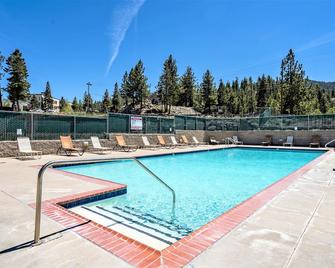 Tahoe Summit Village - Stateline - Pool