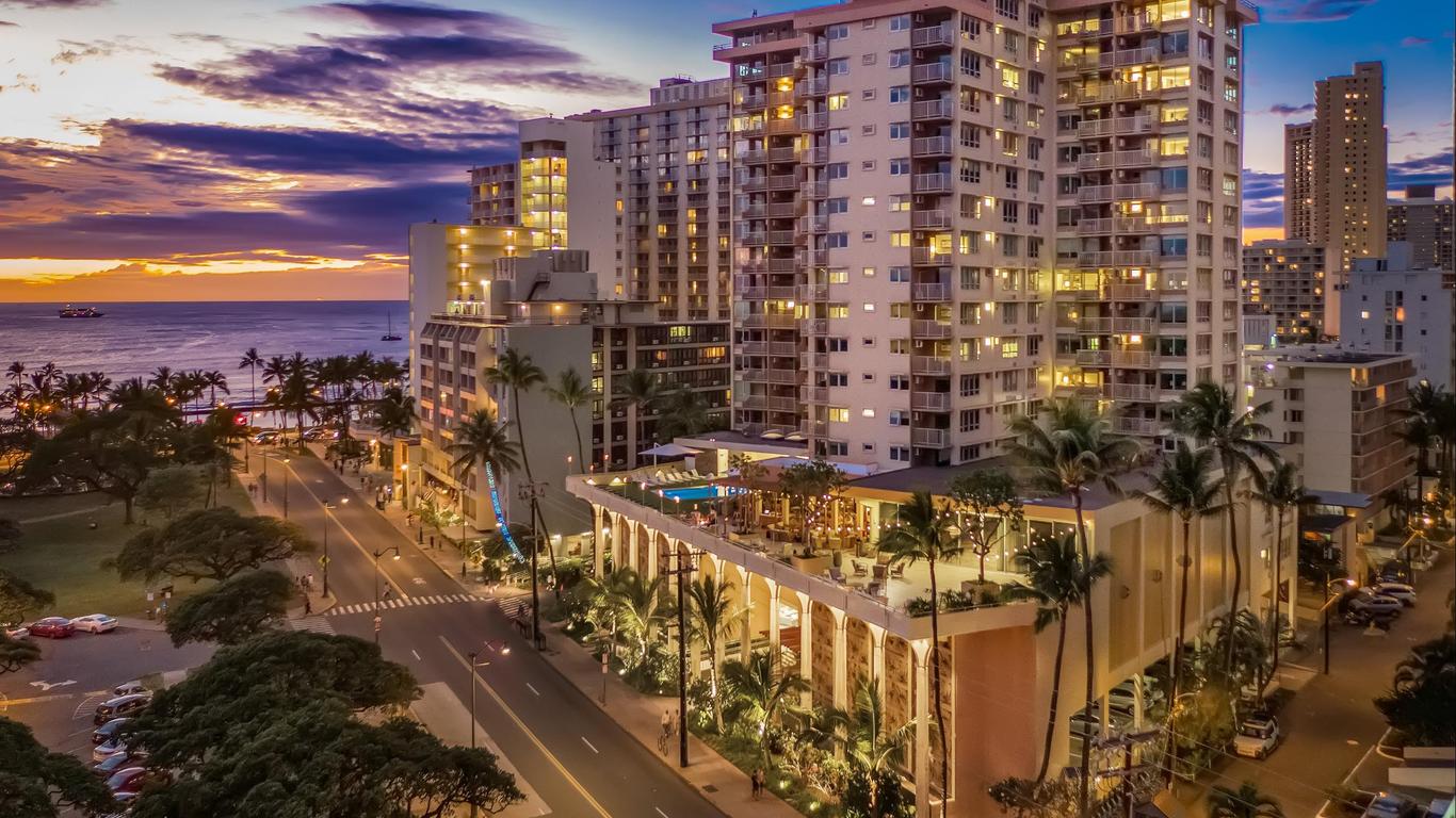 كوين كبيولني هوتل