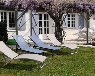 Gite Oisly, 4 bedrooms, 10 persons - Choussy - Patio
