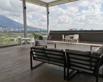 Modern Apt in Exclusive Area in San Salvador - Antiguo Cuscatlán - Balcón