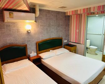 Tai Tung Hostel - Hong Kong - Living room