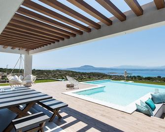 Villa Alas - Marathi - Pool