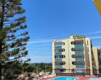 House Amendoeiras , Vila moura - Quarteira - Building