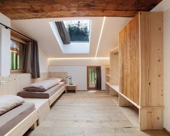 Herrischner Apartement 2 - Moso in Passiria - Camera da letto