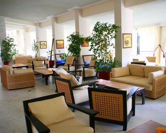 Roda Garden Village - Roda - Лаунж