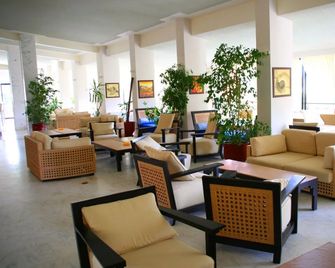 Roda Garden Village - Roda - Lobby
