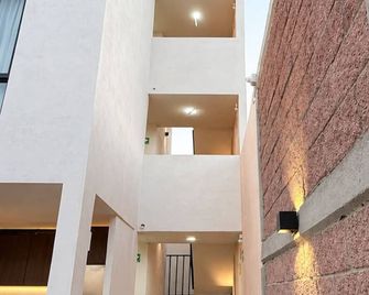 Hotel Casa Rosa Aguascalientes - Aguascalientes - Merdivenler