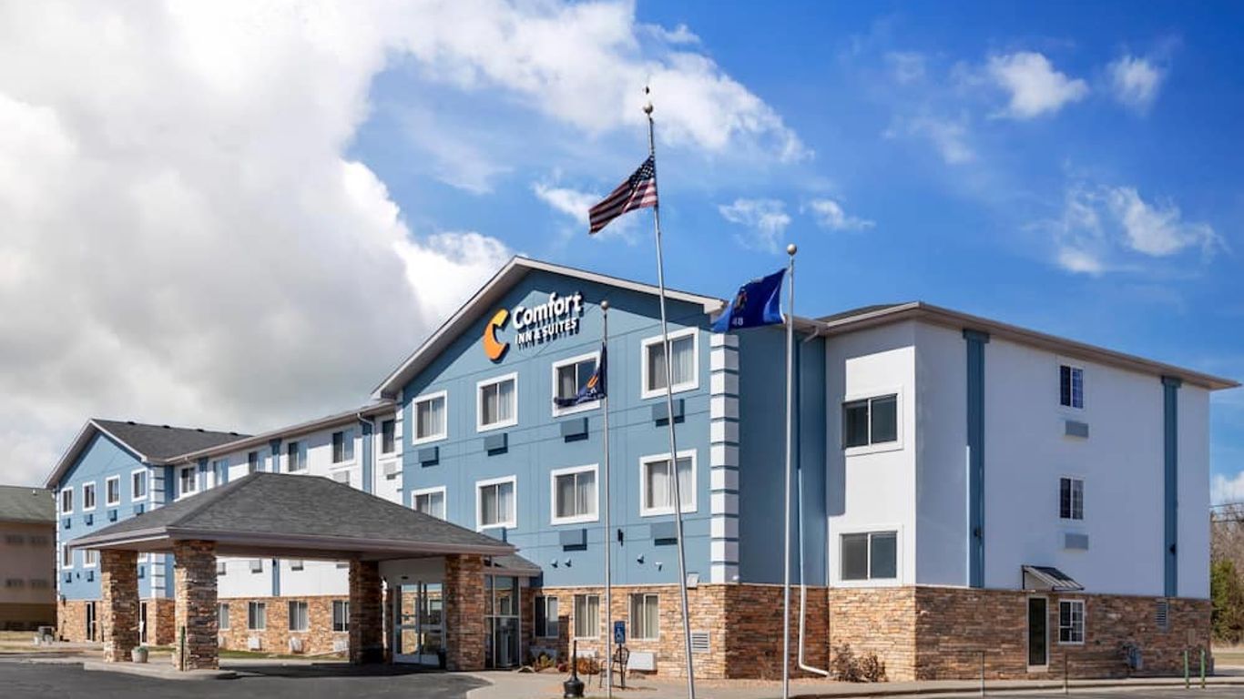 Comfort Inn & Suites Wisconsin Dells Downtown Area Newly Renovated 2026