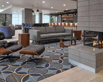 River's Edge Hotel Portland, Tapestry Collection by Hilton - Portland - Area lounge