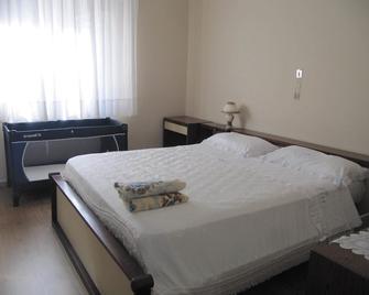 Alloggiando da Carmela - Sanza - Bedroom