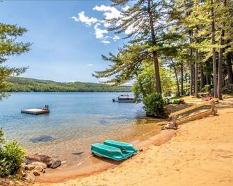 Waterfront 2 bedroom on Squam (unit 12) - Holderness