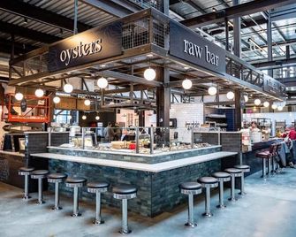 Brewhalla Hotel - פארגו - בר