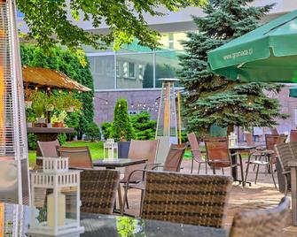 Hotel Gromada Warszawa Centrum - ורשה - פטיו