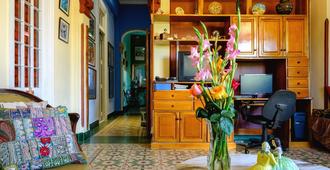 Casa Marisela de colores - La Habana - Recepción