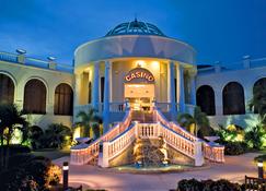 Divi Carina Bay Beach Resort & Casino - Christiansted - Edificio