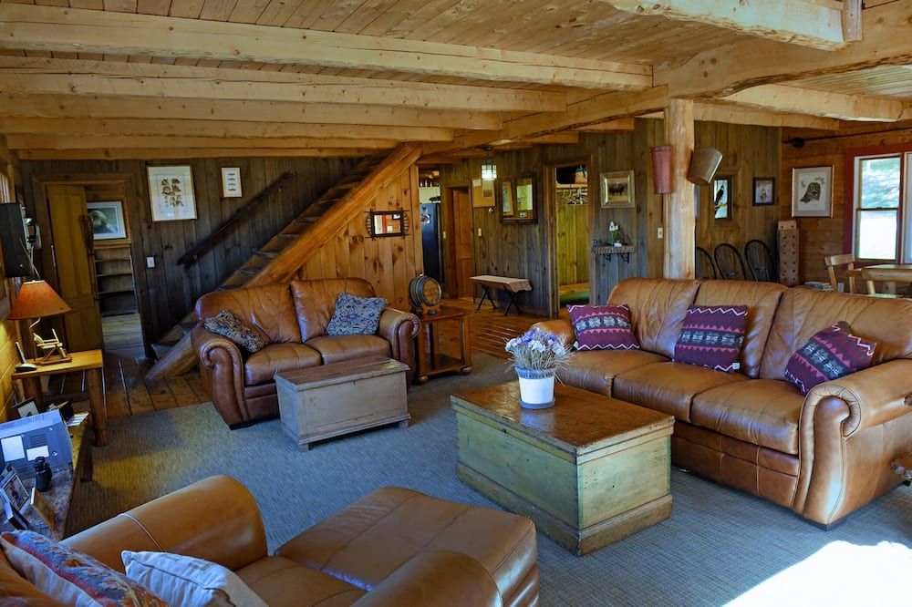 A Great 4 Season Home ; Relaxing, Rustic, Scenic - This Home Has It All - واتربوري (فيرمونت) - غرفة معيشة