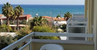 Pelides Apartments - Larnaca - Balcony