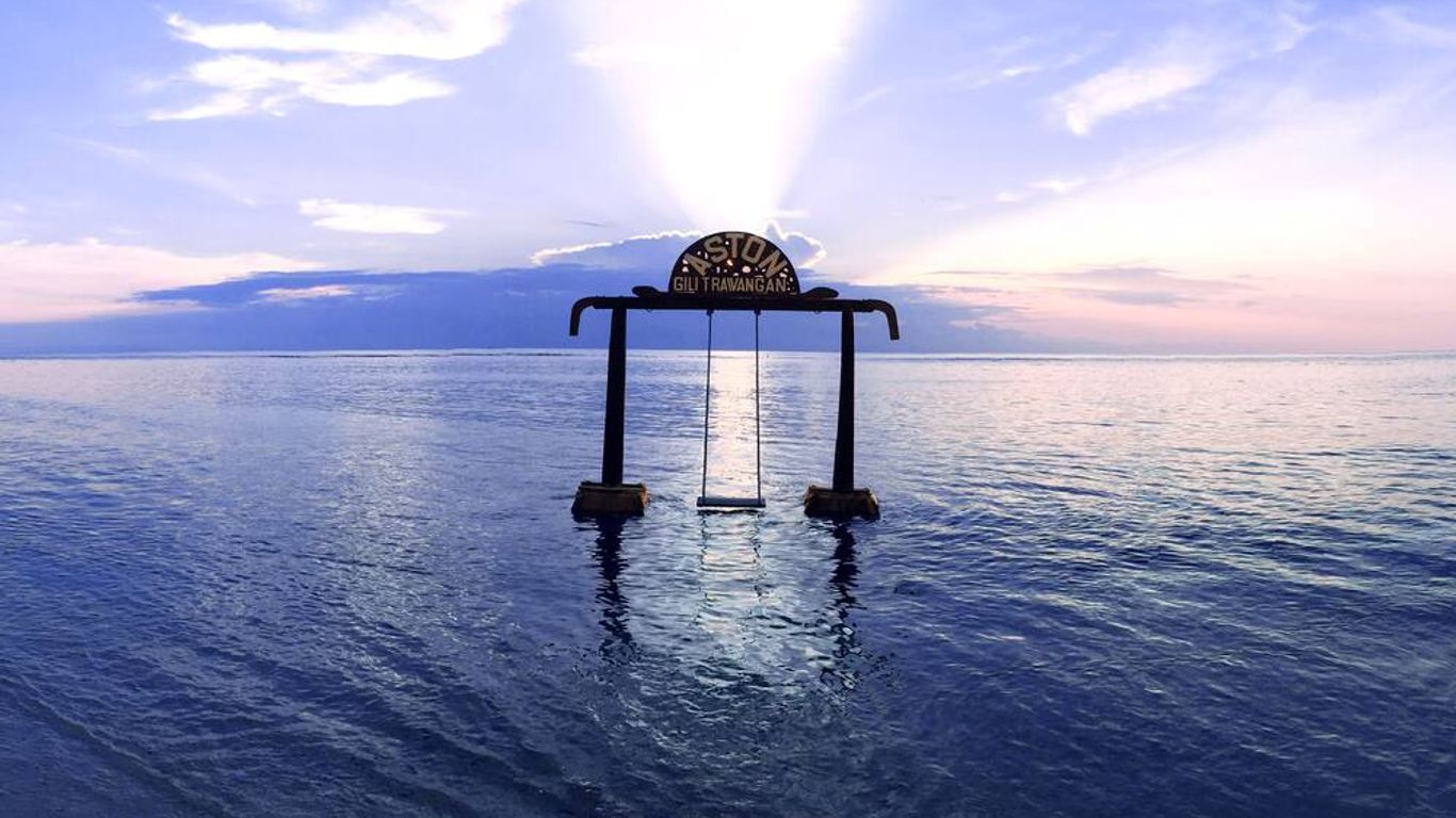 Aston Sunset Beach Resort - Gili Trawangan