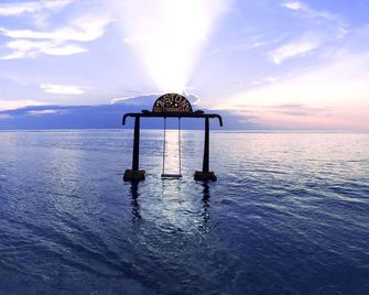 Aston Sunset Beach Resort Gili Trawangan Lombok - Gili Trawangan