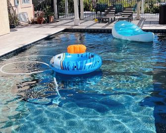 Temecula Valley Private Estate Panoramic Mountain & Pool Views - Murrieta - Piscina