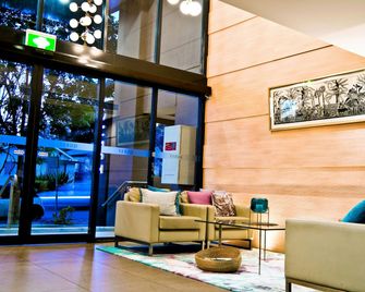 Quest Mascot - Mascot - Hall d’entrée