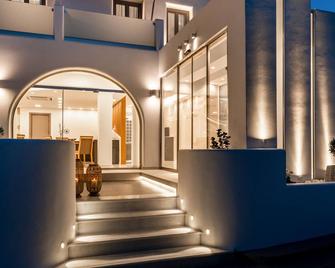 Deluxe Suites Santorini - Fira - Lobby