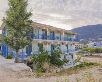 Akrotiri - Vasiliki - Edificio