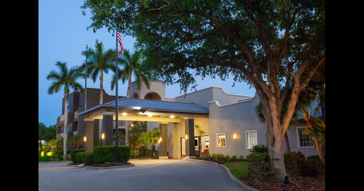 La Quinta Inn & Suites by Wyndham Ft. MyersSanibel Gateway à Fort