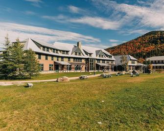 Bretton Woods Hiker Haven! Free Breakfast, Gear Library, Trailhead Shuttle - Bartlett - Gebouw