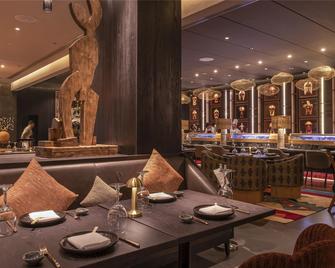 خيار رائع للأزواج فندق كمبينسكي العثمان الخبر - الخبر - مطعم