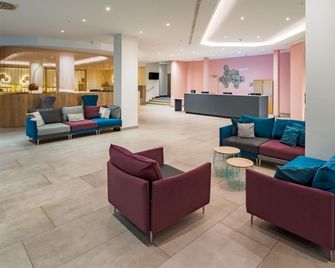 Spark by Hilton Wuppertal City Centre - Wuppertal - Lounge