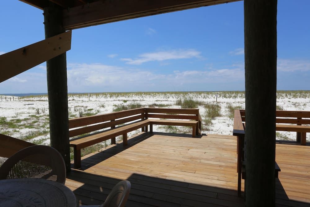 One More Time Again - Mexico Beach - Edificio