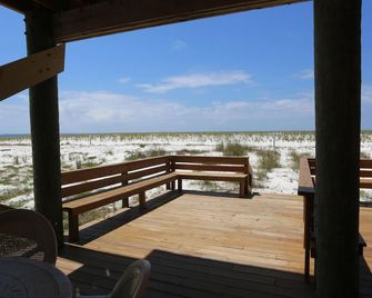 One More Time Again by Pristine Properties Vacation Rentals - Mexico Beach - Edificio