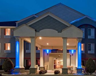 Holiday Inn Express Fort Wayne-East (New Haven) By IHG - New Haven - Building