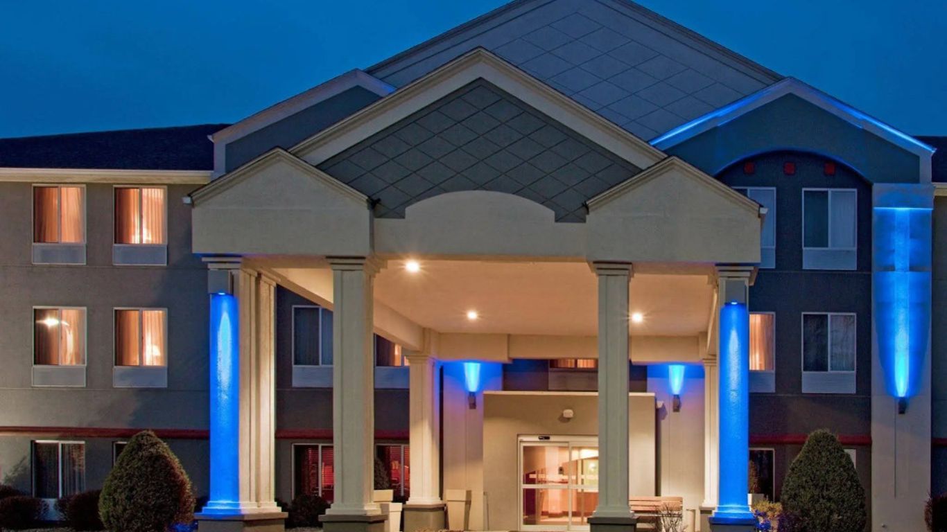 Holiday Inn Express Fort Wayne-East (New Haven) By IHG