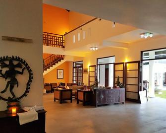 Imagine Villa Hotel - Mirissa - לובי