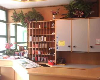 Aparthotel Wangener Landhaus - שטוטגרט - דלפק קבלה