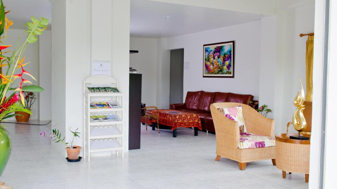 Diamond Place Hotel