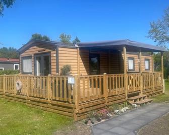 Chalet Pampusplaat 16 - Lauwersoog - Edificio