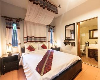 Ruen Ariya Resort - Mae Rim - Bedroom