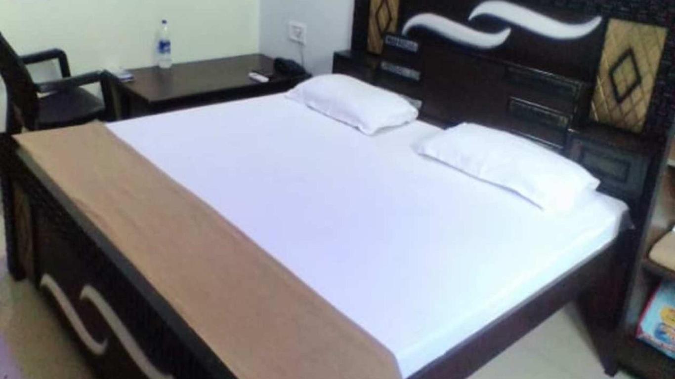 Hotel Jamindar Palace