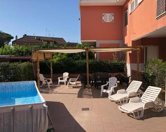 Casa Nika - Sabaudia - Zwembad