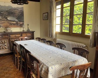 Large 16-bed house at the entrance to Barèges, at the foot of the shuttle buses - Barèges - Dining room