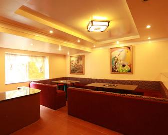 Osaka Village Dalat Resort - Dalat - Lounge