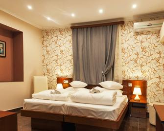 Mia Casa Hotel Yerevan - Yerevan - Bedroom