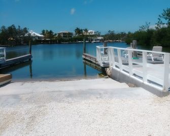 Kingsail Resort - Marathon - Patio
