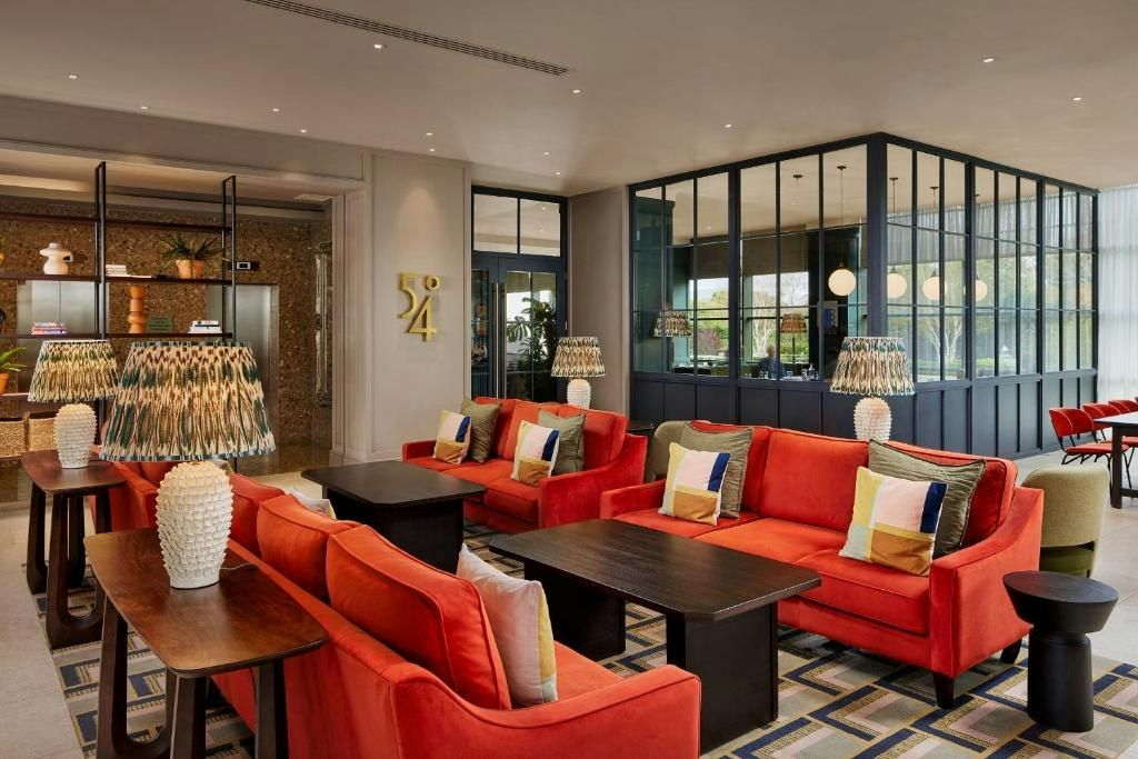 The Gateway Hotel - דנדולק - לובי