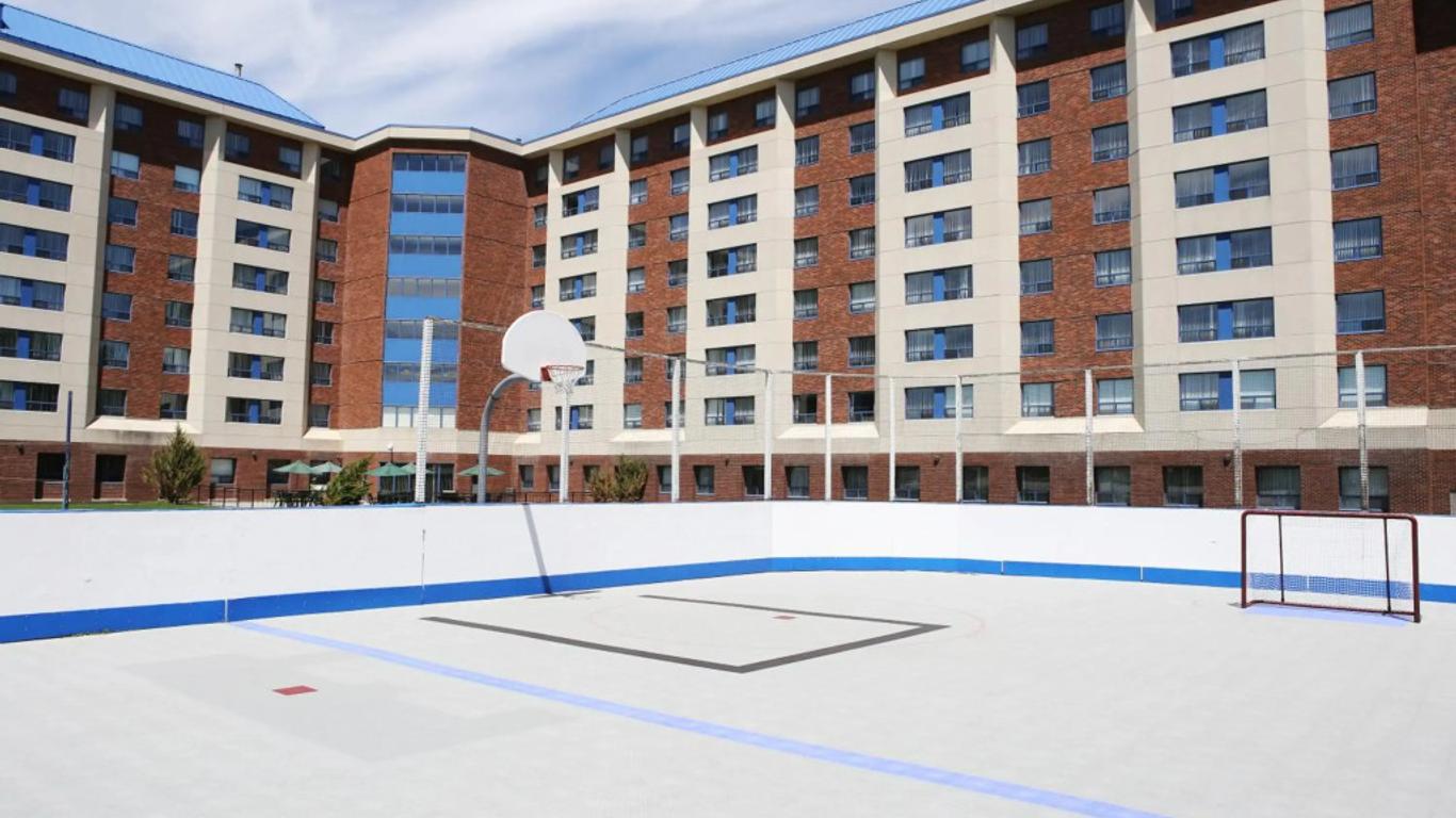 Residence & Conference Centre - Barrie